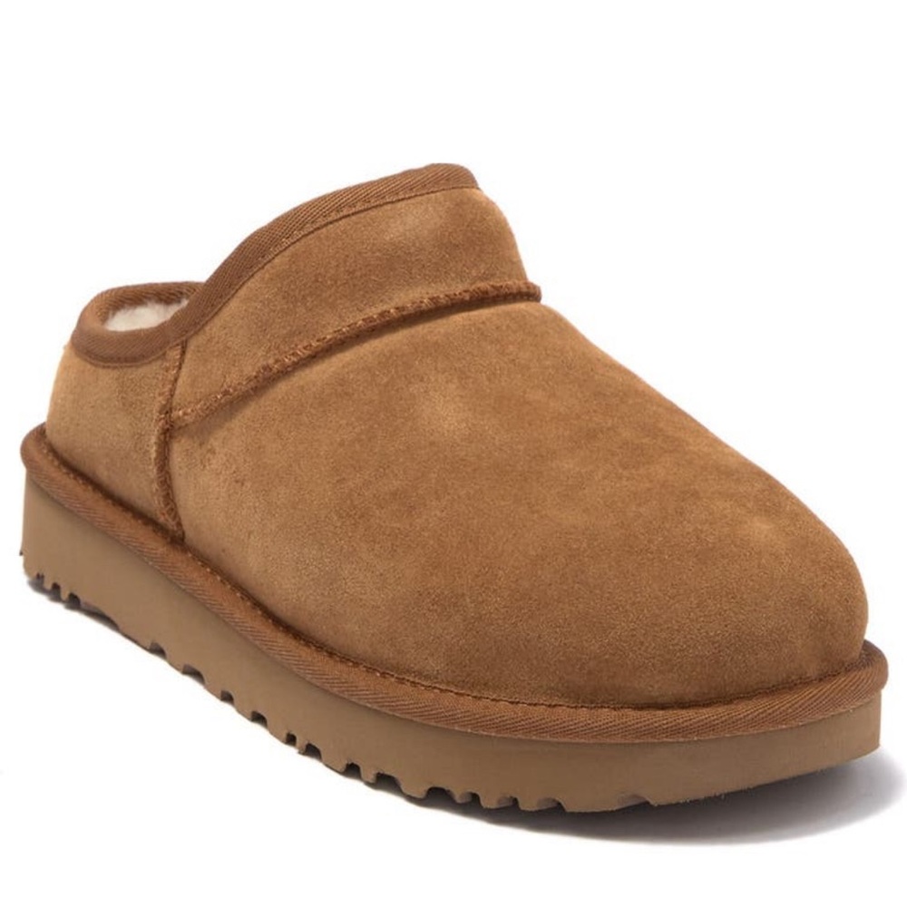 NWT Authentic UGG®Ultra Mini Classic Che Slipper (Women) sz 9